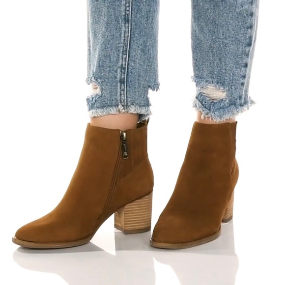 Blondo Noa Suede Weatherproof Ankle Booties Size 10 M - Picture 1 of 16